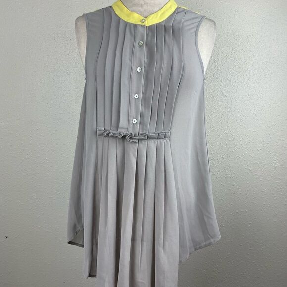 Papermoon Half Button Down Sleeveless Blouse Top Size S EUC - Picture 1 of 8
